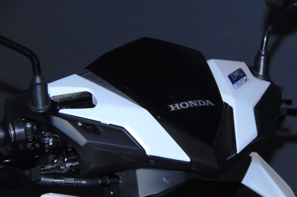 . lengkap, photo, dan detail fitur New Honda Vario 150 eSP. | MOTORBLITZ
